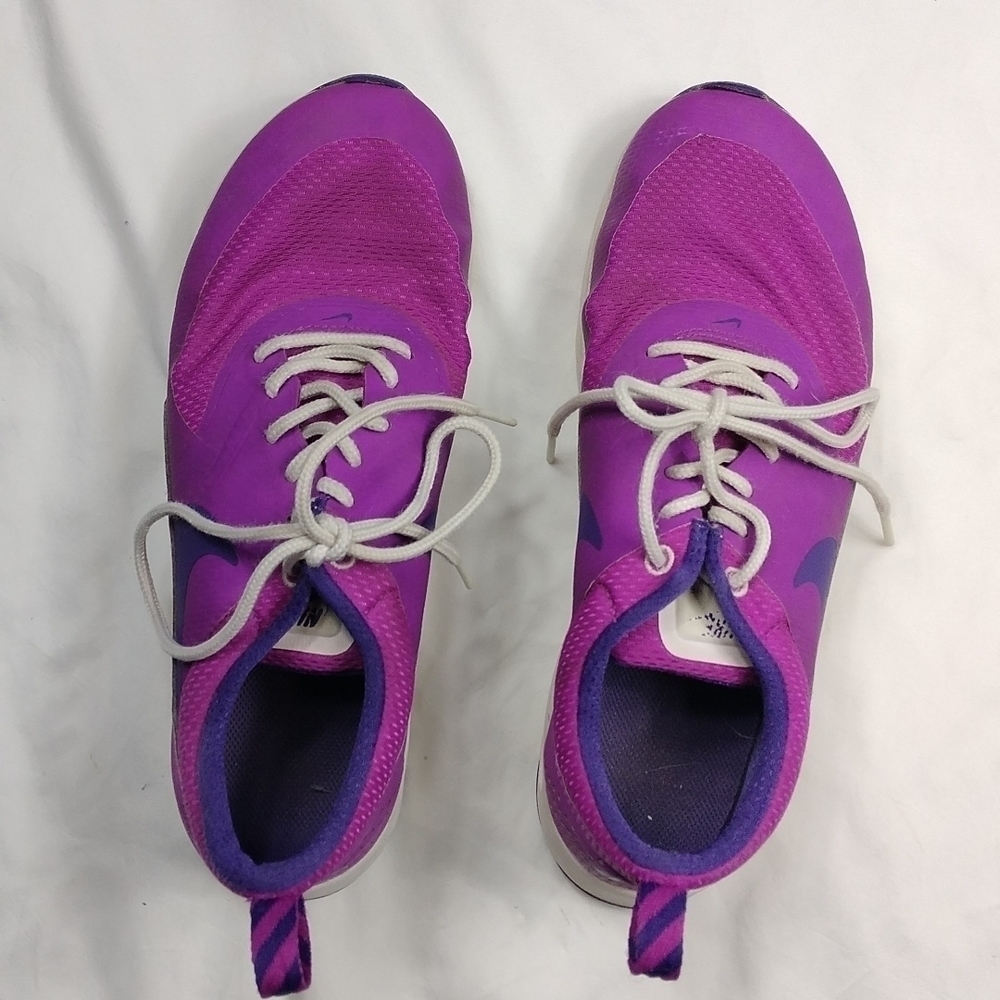 Nike youth sneakers
